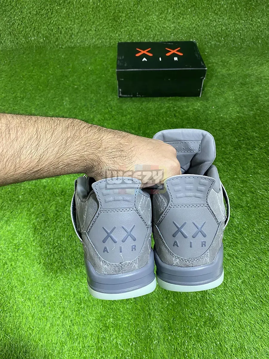 Jordan 4 (Kaws xx)