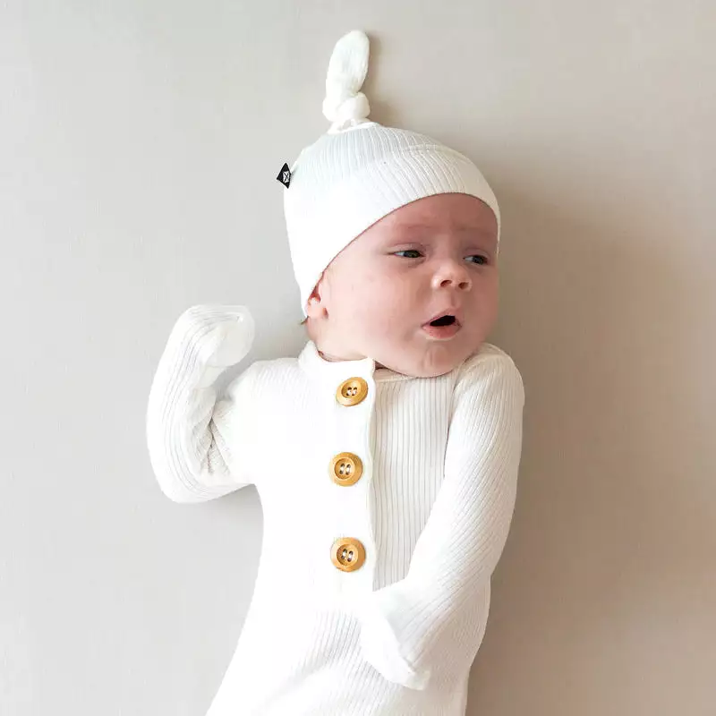 Kyte Baby - Ribbed Knotted Gown with Hat Set - Cloud