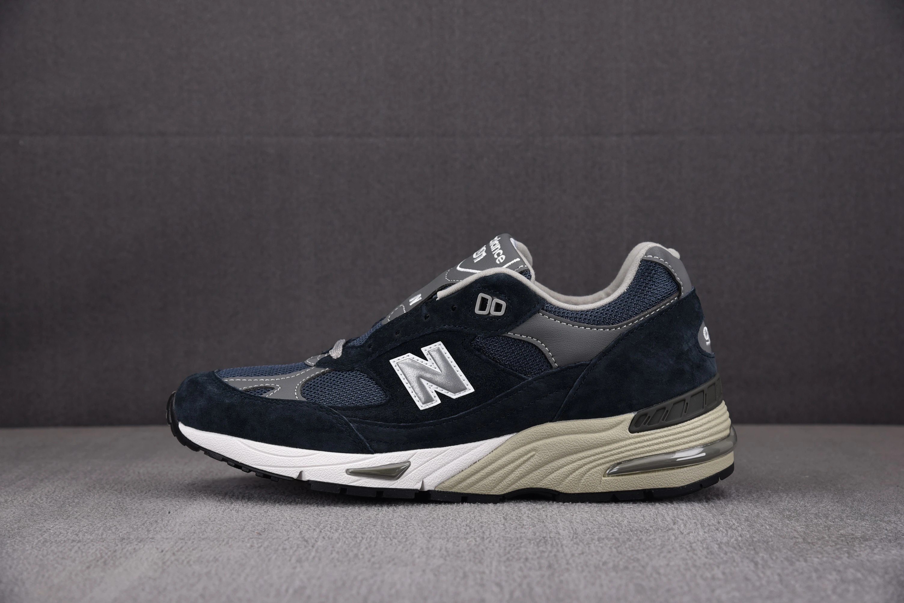 New Balance 991 Kith Navy