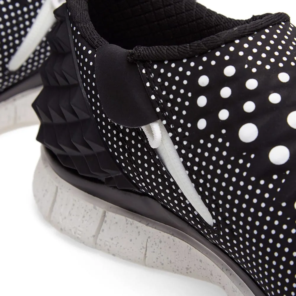 Nike Free Orbit II SPBlack & White