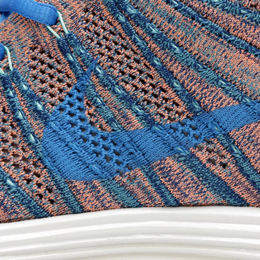 Nike Lunar Flyknit ChukkaBrave Blue