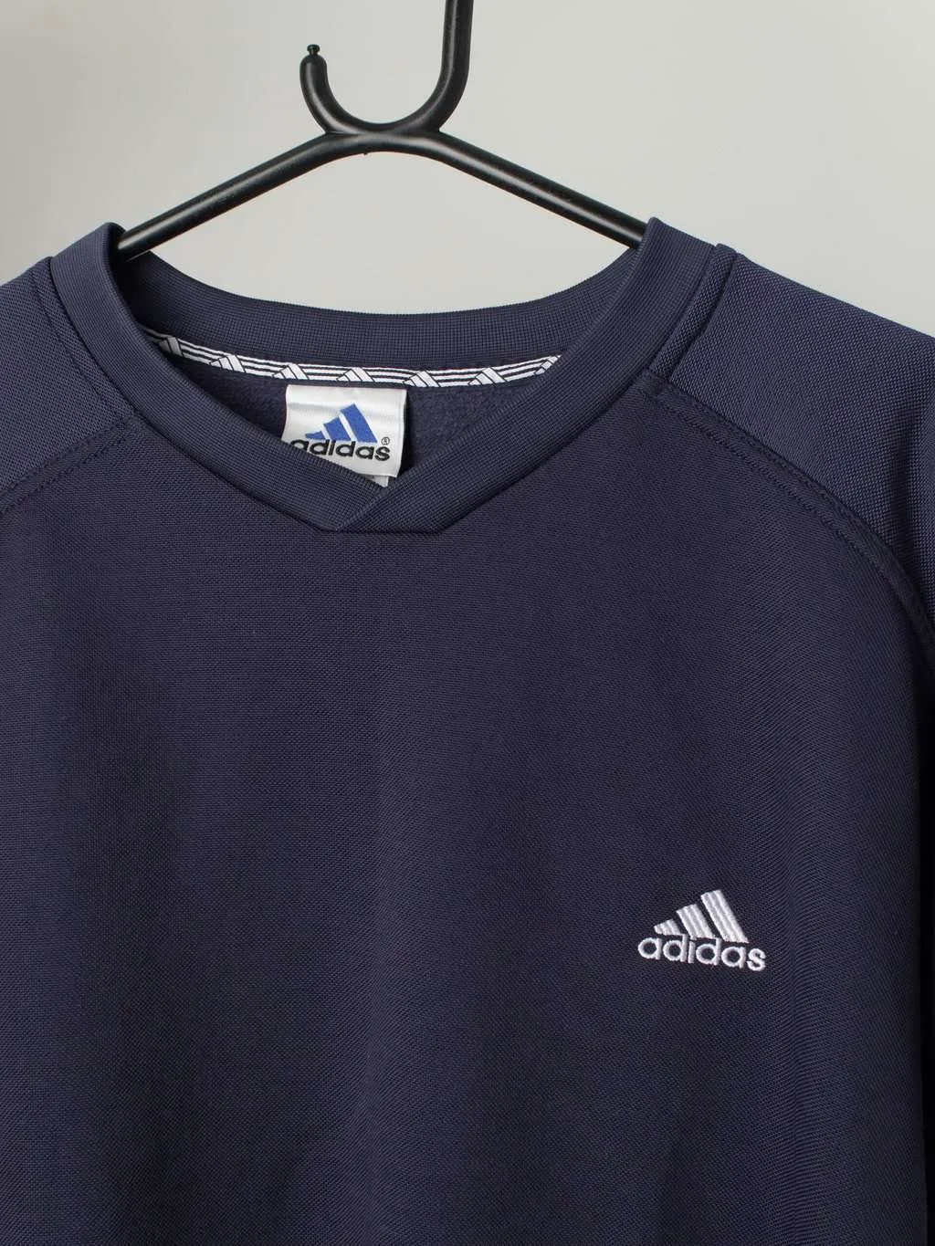 Vintage Adidas sweatshirt Y2K navy blue with white stripes – XL